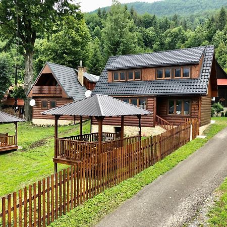 Viktoria- Neakceptujeme Mlade Partie Villa Terchová Buitenkant foto